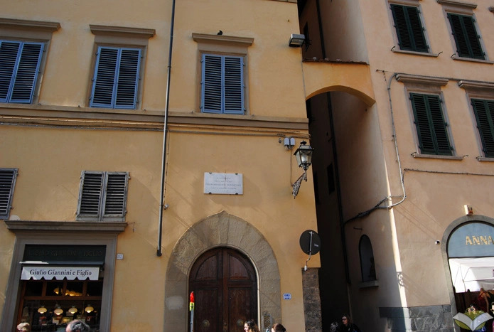 Maison de la Piazza Pitti à Florence avec une plaque commémorative pour Dostoïevski